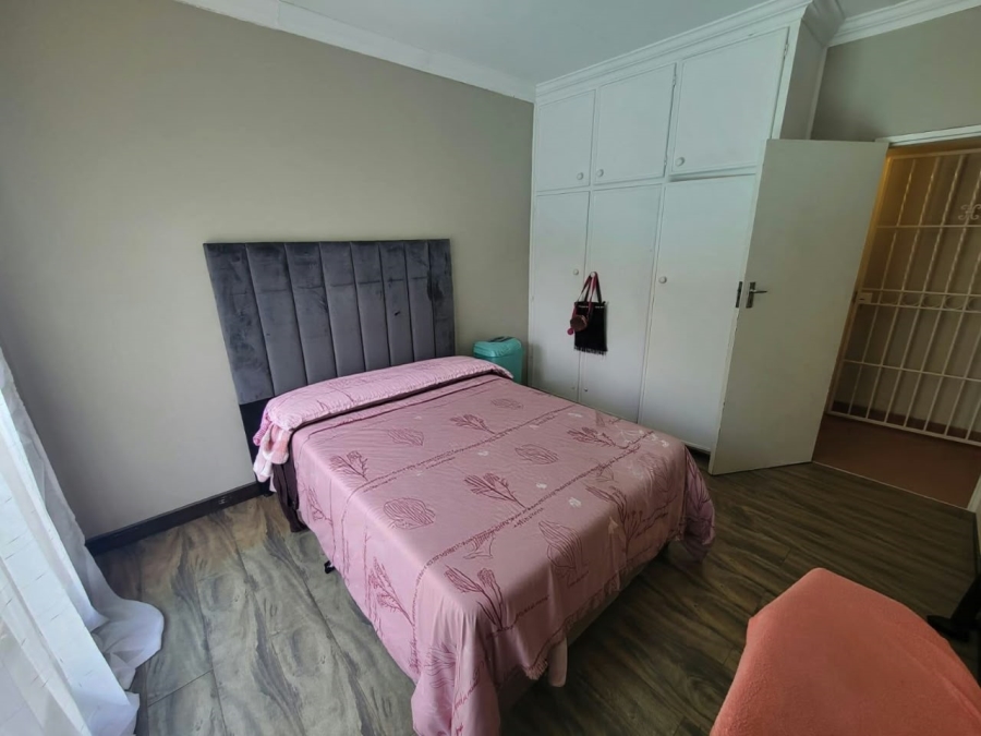 5 Bedroom Property for Sale in Suidrand Free State